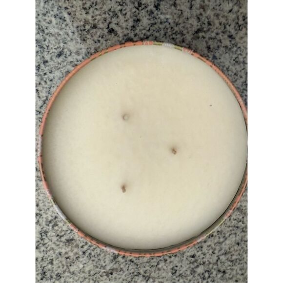 VOLUSPA KALAHARI WATERMELON 3 WICK TIN CANDLE ~NEW - Picture 2 of 3